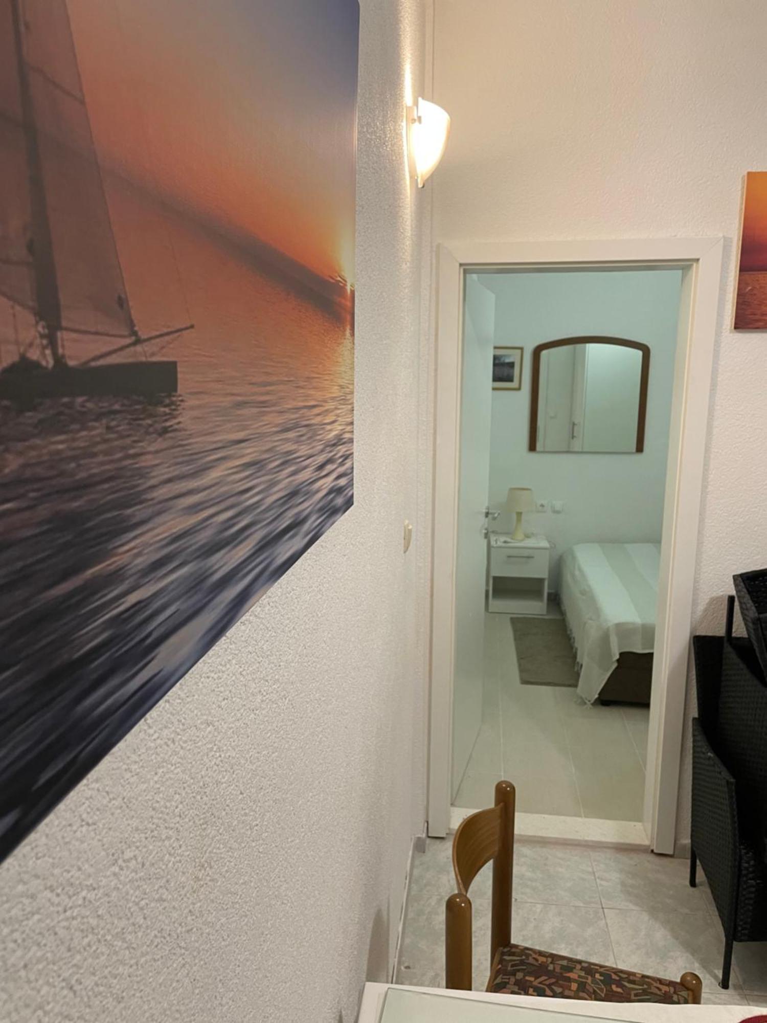 Apartmani Isabella - Ilda Radonic Jelsa  Ngoại thất bức ảnh
