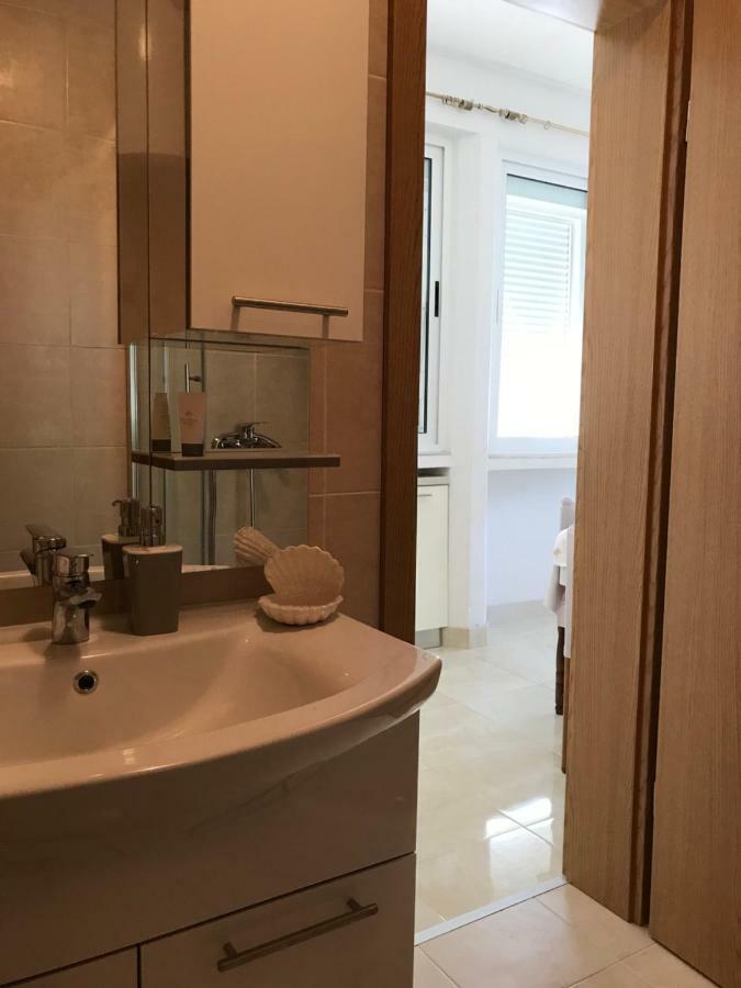Apartmani Isabella - Ilda Radonic Jelsa  Ngoại thất bức ảnh
